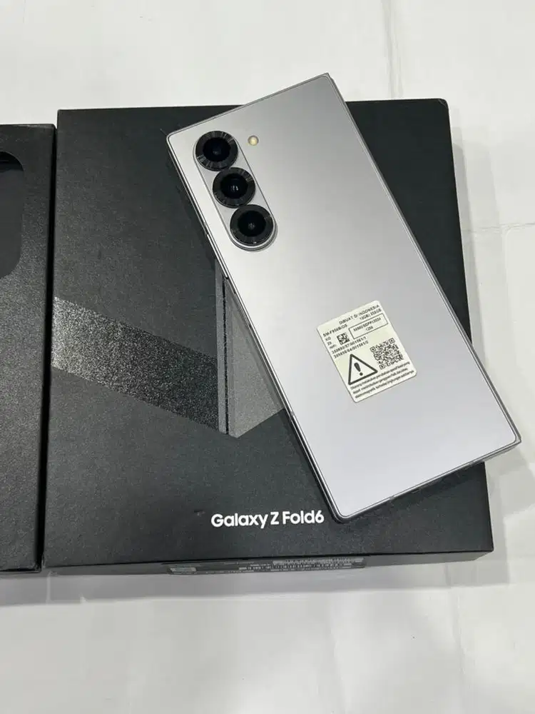 Samsung z fold 6 5g ram 12/256gb