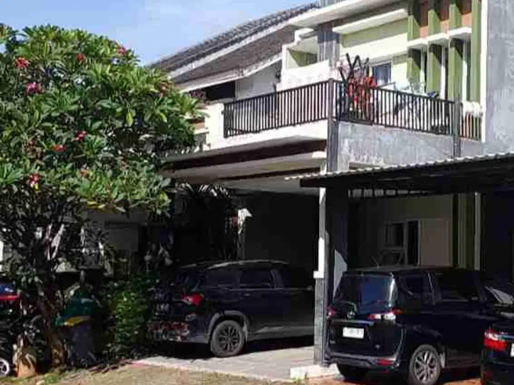 JUAL CEPAT BU De Latinos BSD City Rumah 2 Lantai Siap Huni SHM 2,3 M Nego