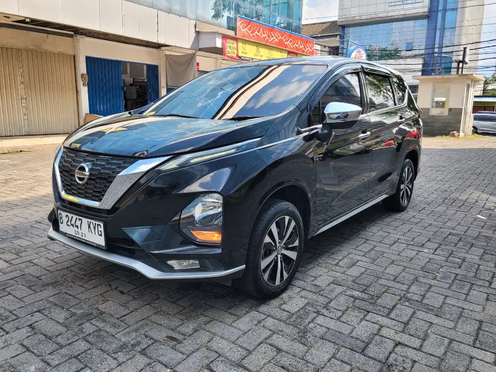 Nissan New Livina VL Matic th 2019 terawat pribadi ga ada PR