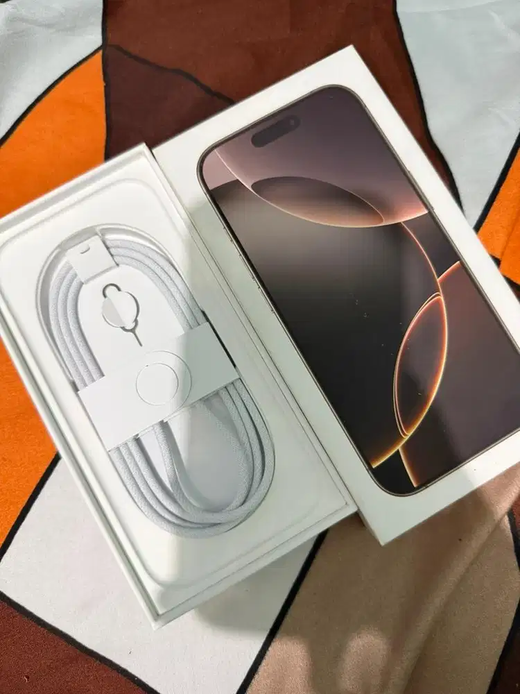 iPhone 16 Pro 256gb Inter dissert titanium