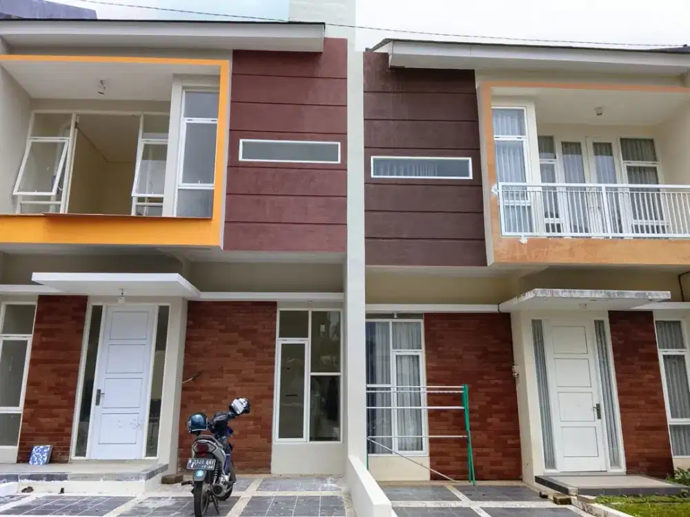 Villa Batu Modern Minimalis dengan Kolam Renang Pribadi