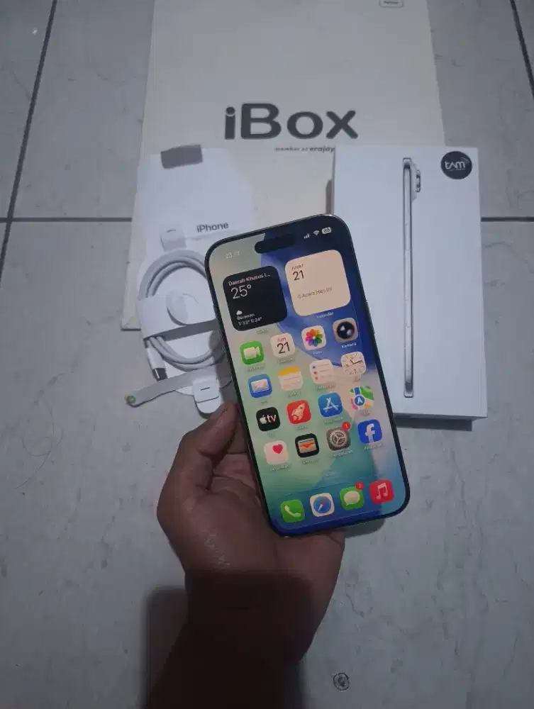 iphone 17 Air ibox 256GB Light Gold rasa baru garansi panjang lengkap