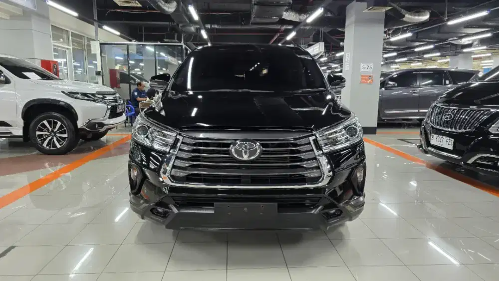 Toyota inova v luxury matic diesel 2022