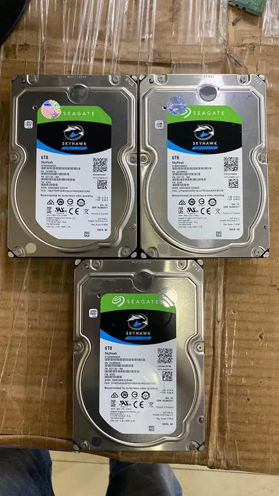 Menerima beli hardisk atau ssd