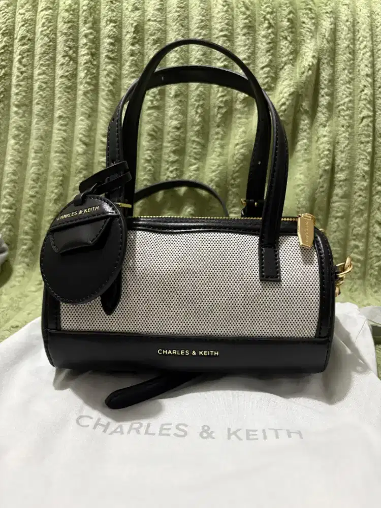 CHARLES & KEITH.ENOLA BOWLING BAG