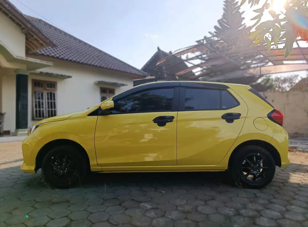 Daihatsu Ayla 2023 Bensin