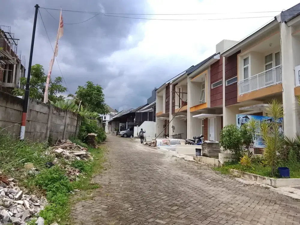 Villa Modern Pool Batu Hunian Ideal Dekat Tempat Wisata