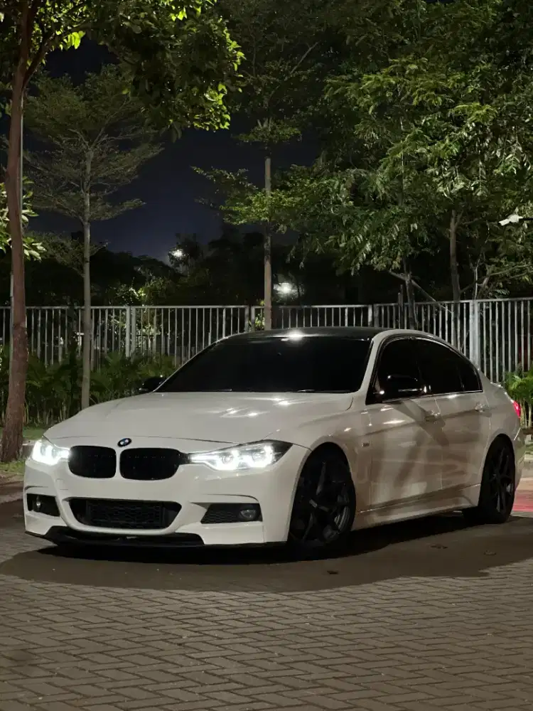 CASH BMW F30 320i Sport Line Lci Digital Speedo 2018