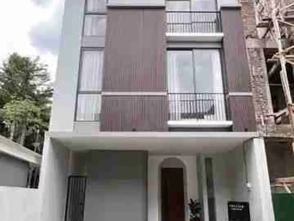 DIJUAL RUMAH LEBAK BULUS JAKARTA SELATAN