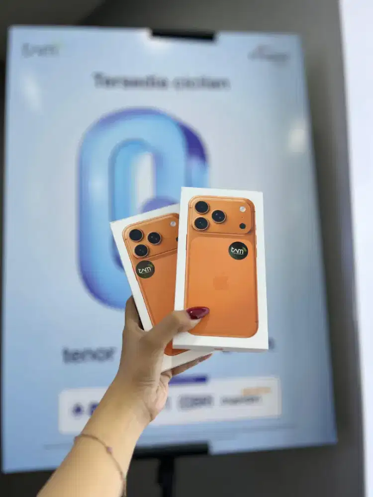 IPHONE 17 PRO MAX 256 COSMIC ORANGE