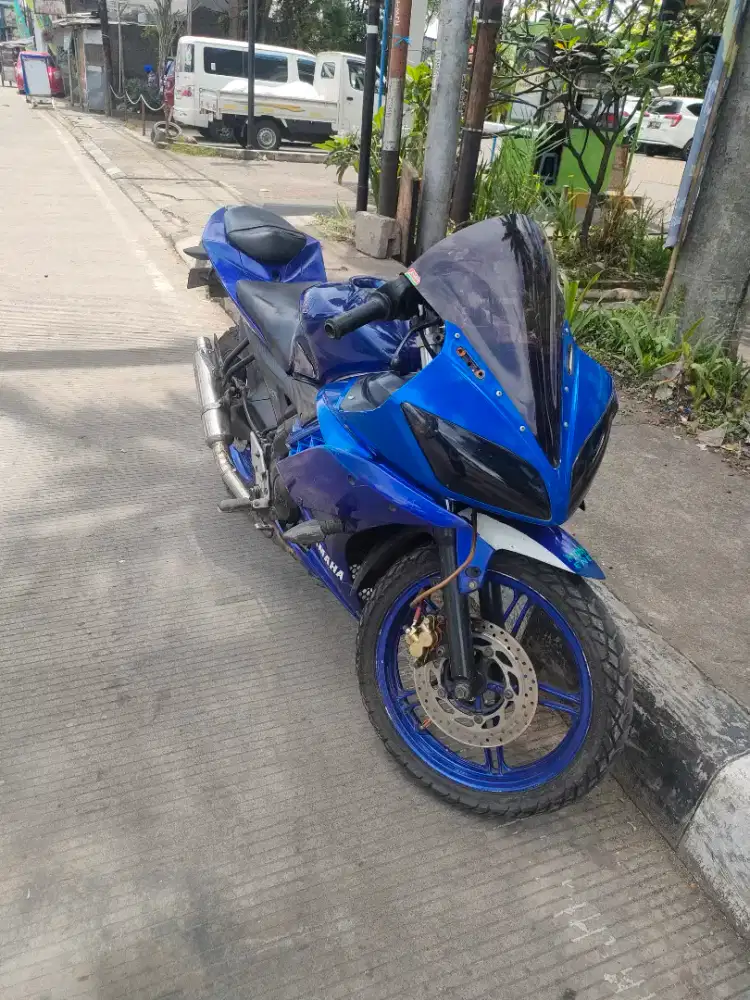Yamaha R15 v2 2014