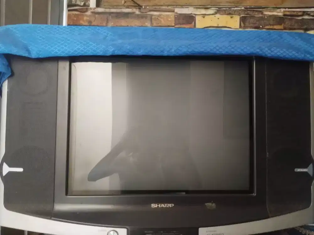 Dijual tv sharp tabung jadul