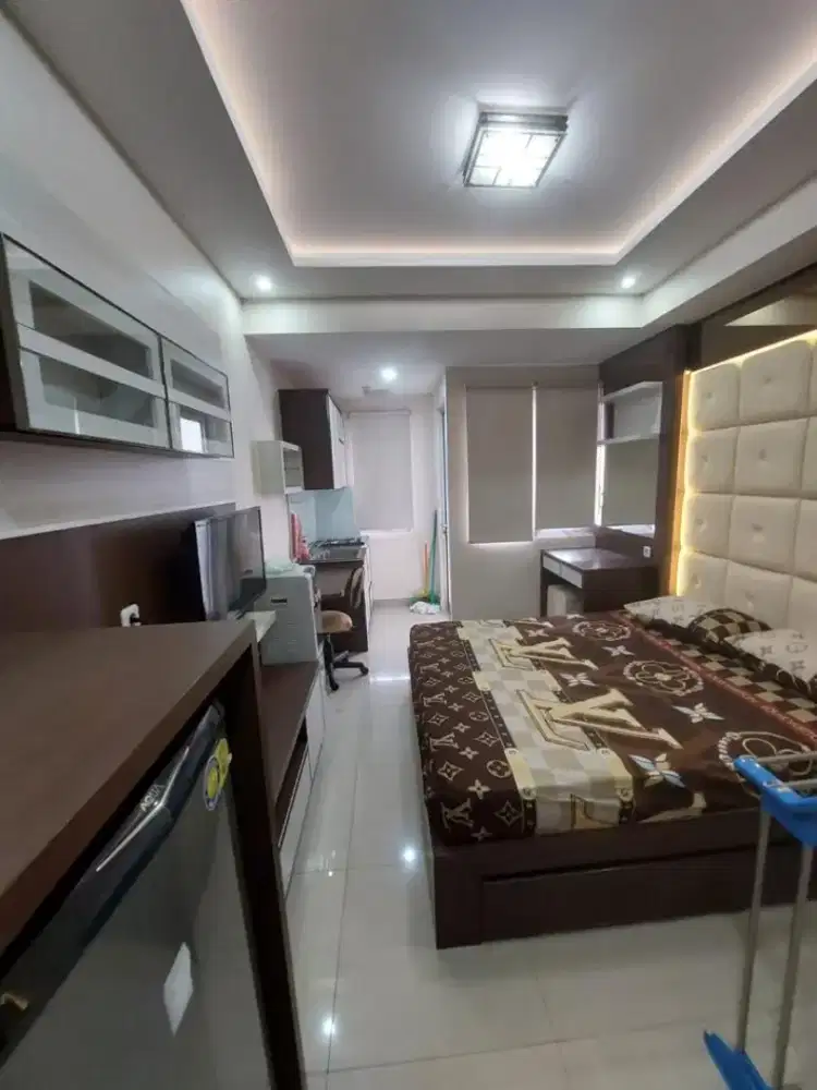 Di Sewakan Studio Apartemen Sudirman Suites