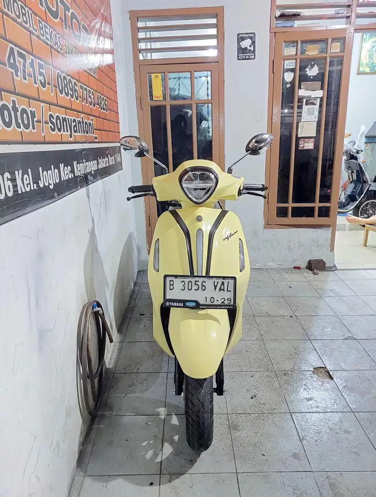 YAMAHA GRAND FILANO NEO HYBRID KEYLESS 125 TAHUN 2024 ISTIMEWA KUNING
