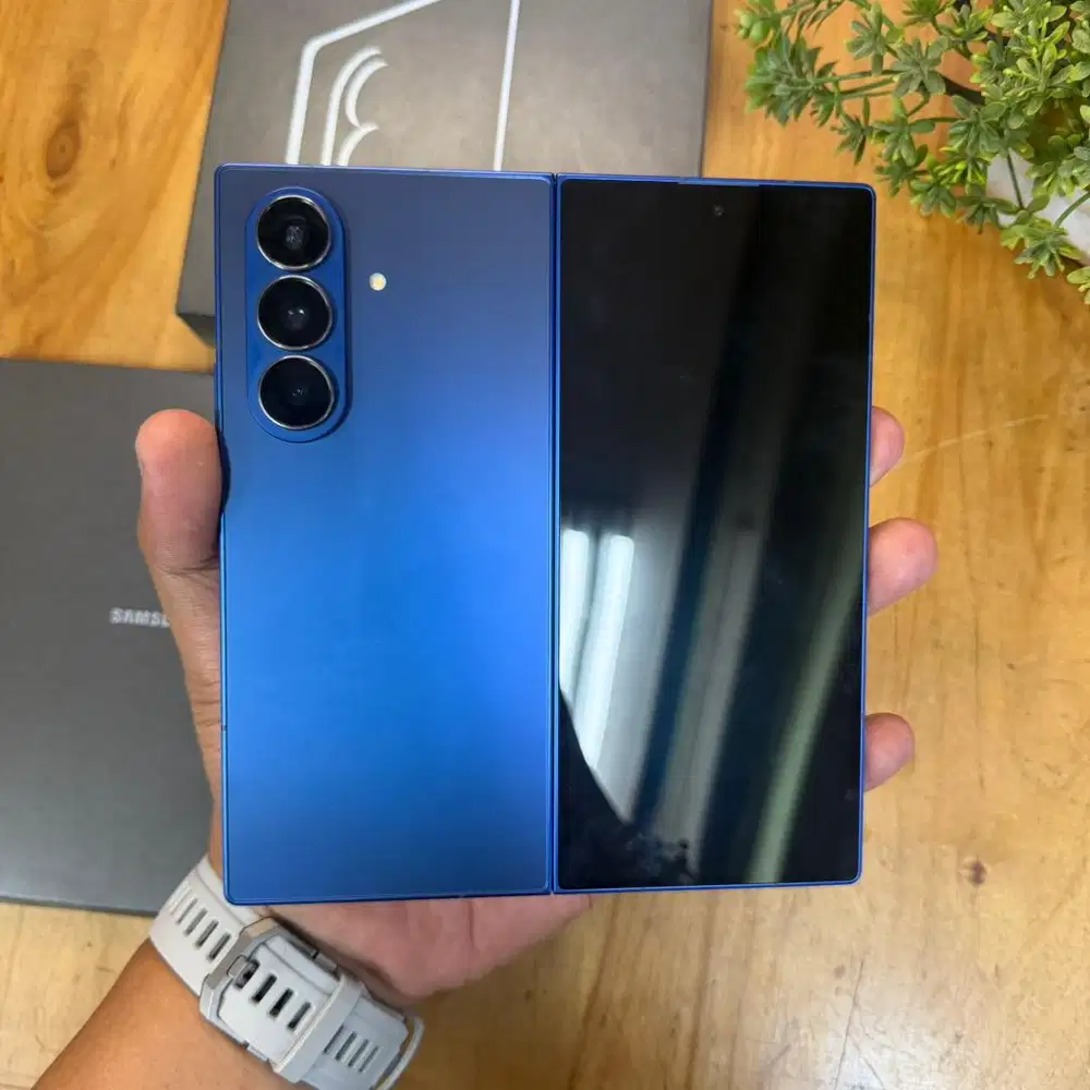 Samsung Z Fold 7 512GB Blue super mulus Garansi resmi oktober 2026