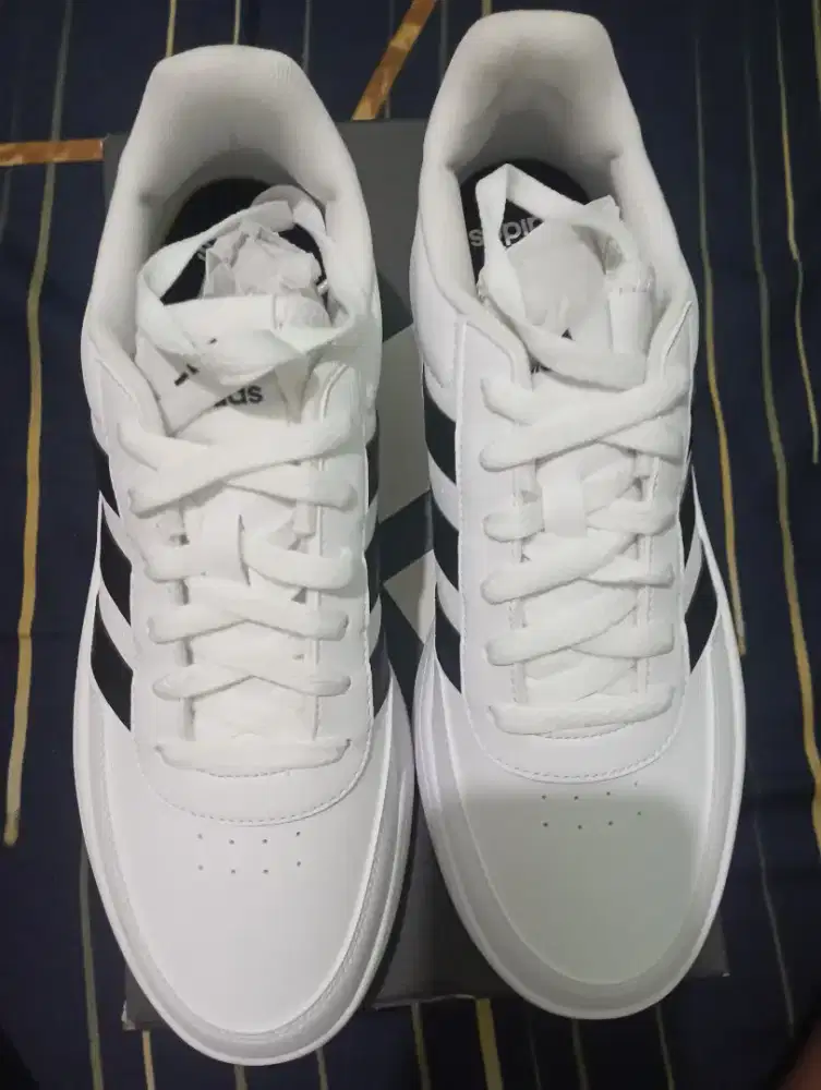 Sepatu Adidas & Puma