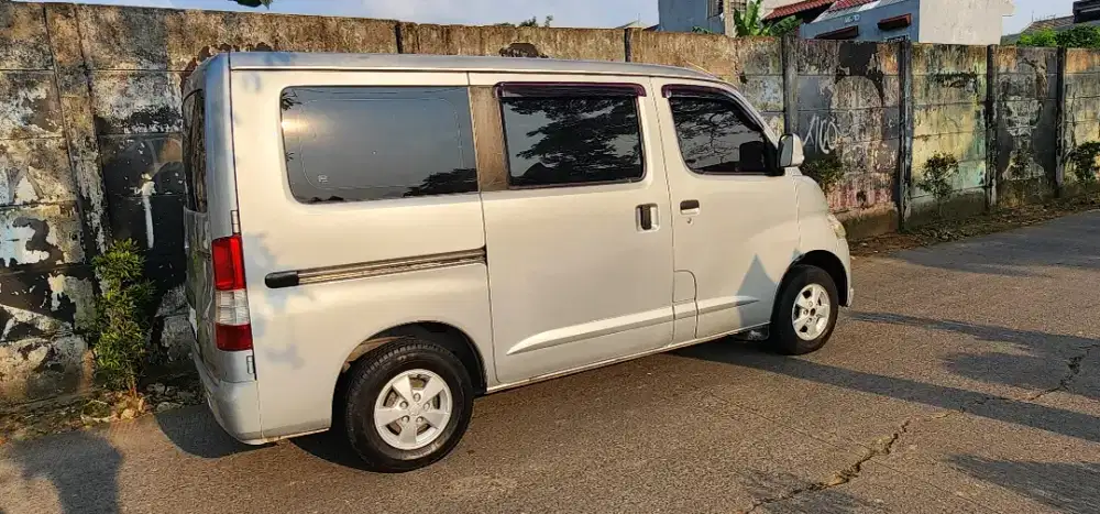 Daihatsu Gran-Max MB 1.5 AC/PS MT 2012