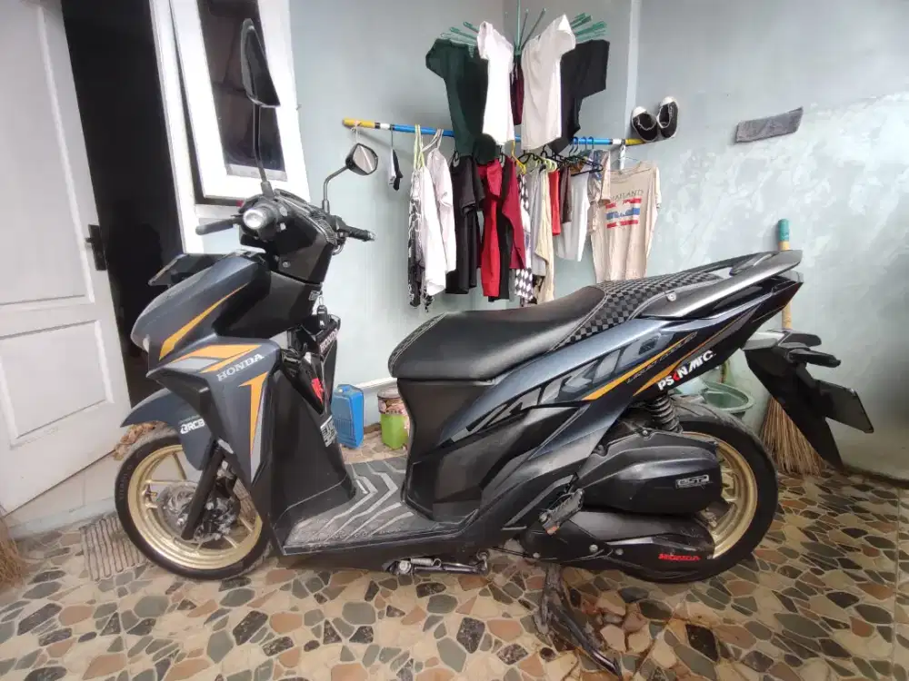 Vario ISS 125 Matte Blue