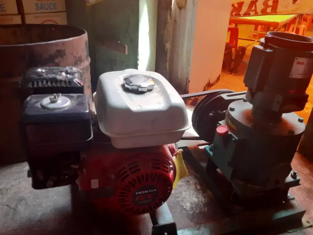 Mesim pembuat pakan pelet