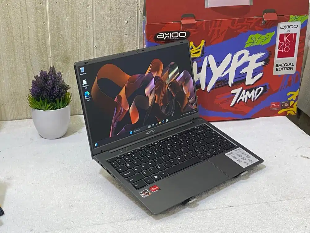 Axioo Hype 7 Ryzen 7-5825U RAM 8 GB SSD 512 GB Mulus Fullset