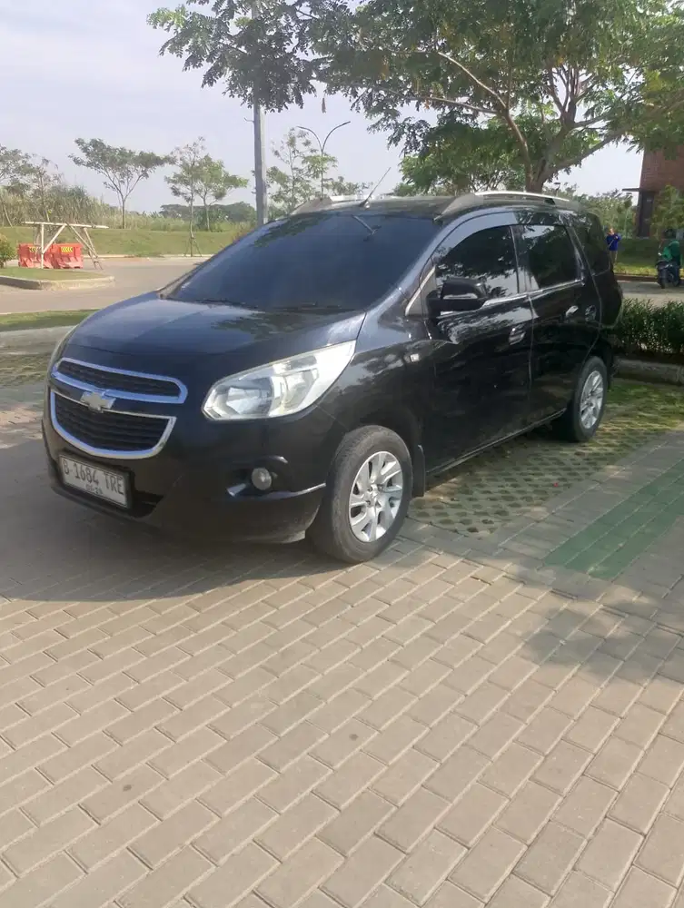 Chevrolet Spin 2013 Bensin