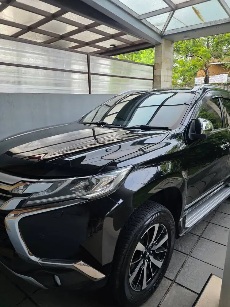 Pajero Sport dakar 2.4 2018 Hitam