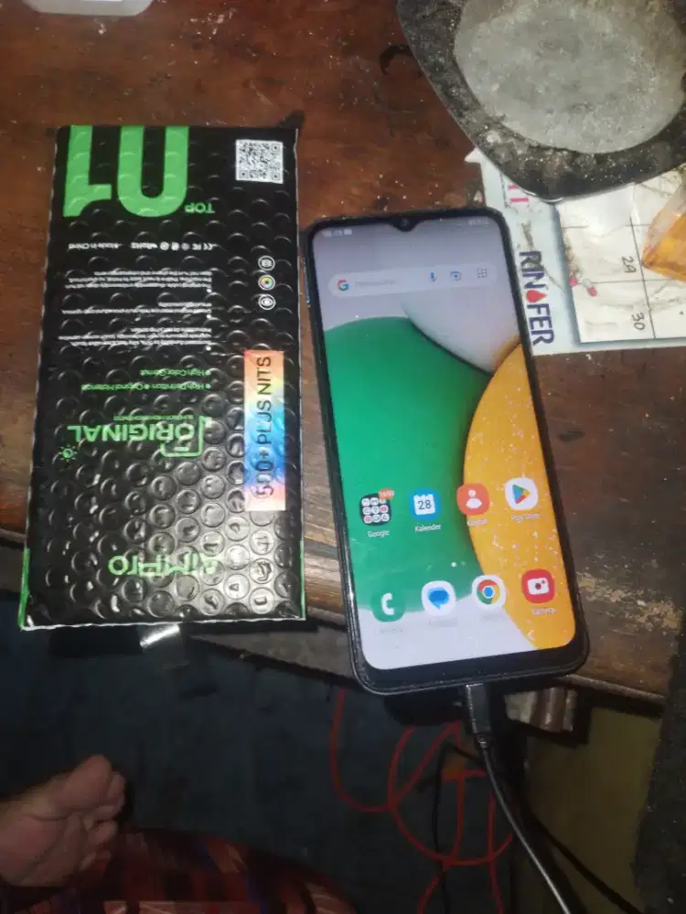 SERVICE IN HOME GANTI LCD