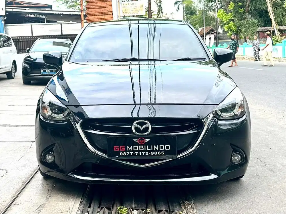 Mazda 2 HB 1.5 R Skyactive AT Pemakaian Th 2015