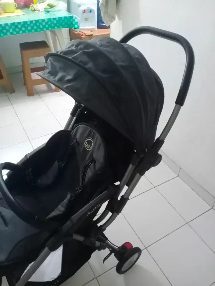 Dijual Stroller babyelle aviors