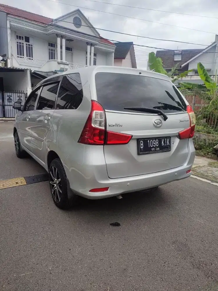 Daihatsu Xenia X  1.3 Manual tahun 2016 silver nopol genap jakarta