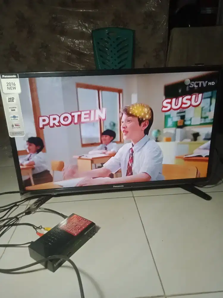 TV led panasonic 32 inch murah bisa barter hp.