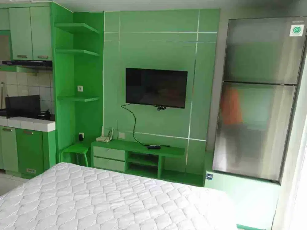 sewa studio full furnished apartment springlake Summarecon Bekasi utara
