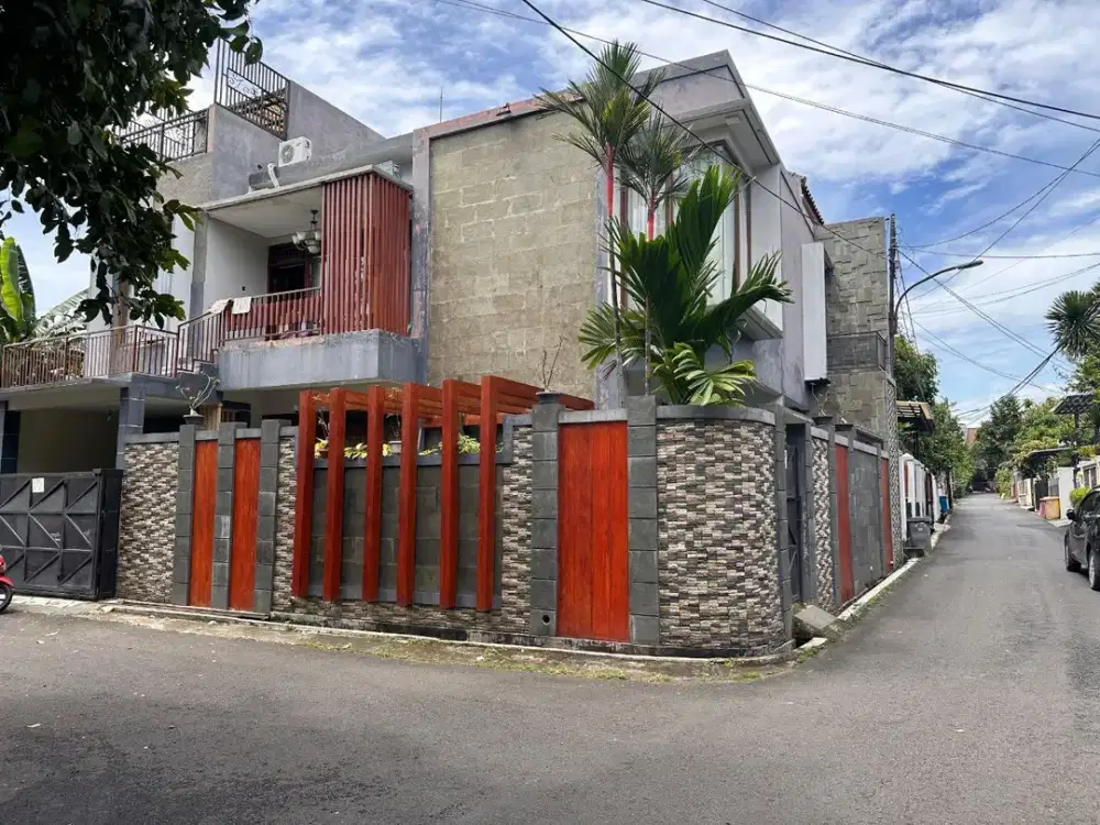 DIJUAL RUMAH 2 LANTAI FULL FURNISH DI KAV DKI CIPAYUNG JAKARTA TIMUR