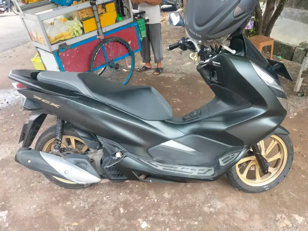 Honda PCX 150 CC ABS. 2020 tgn 1 dr baru PJK hdp mesin segell  lkp