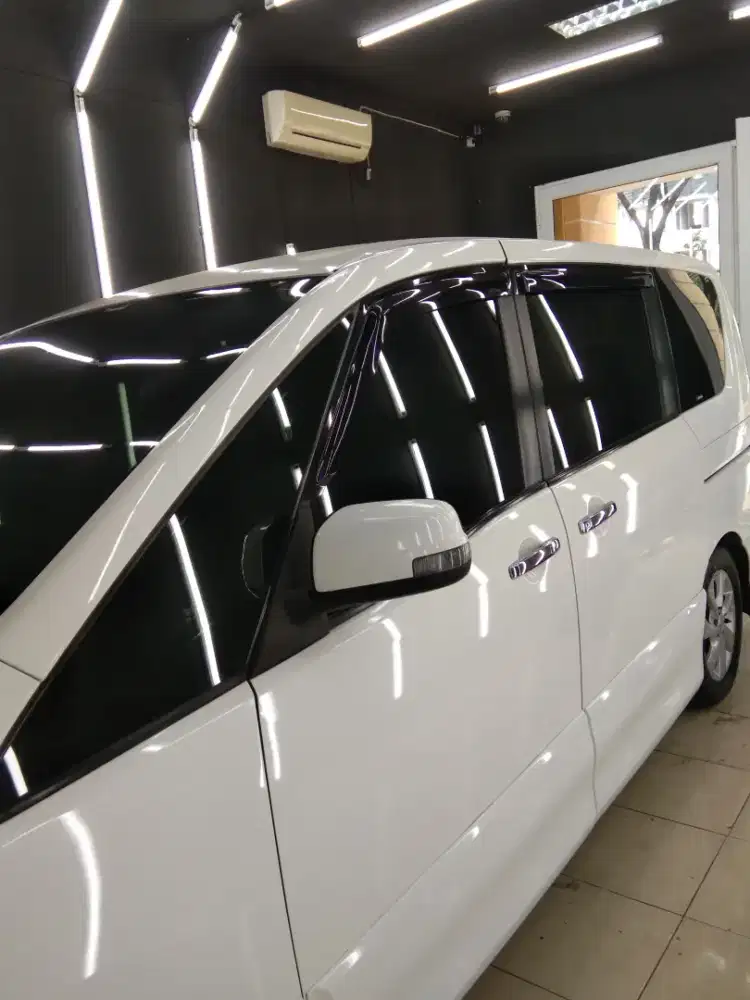 Melayani bongkar pasang kaca film mobil di jamin rapi
