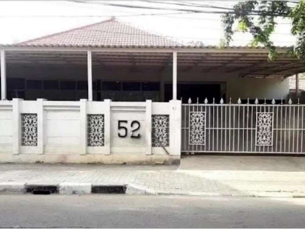 DIJUAL RUMAH PINGGIR JALAN COCOK UNTUK USAHA / KANTOR DI CIPINANG