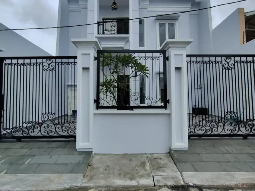 DIJUAL RUMAH MEWAH BARU 2,5 LT DI KOMPLEK ABADI DUREN SAWIT JAKTIM