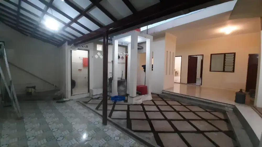 Disreakan rumah tengah kota