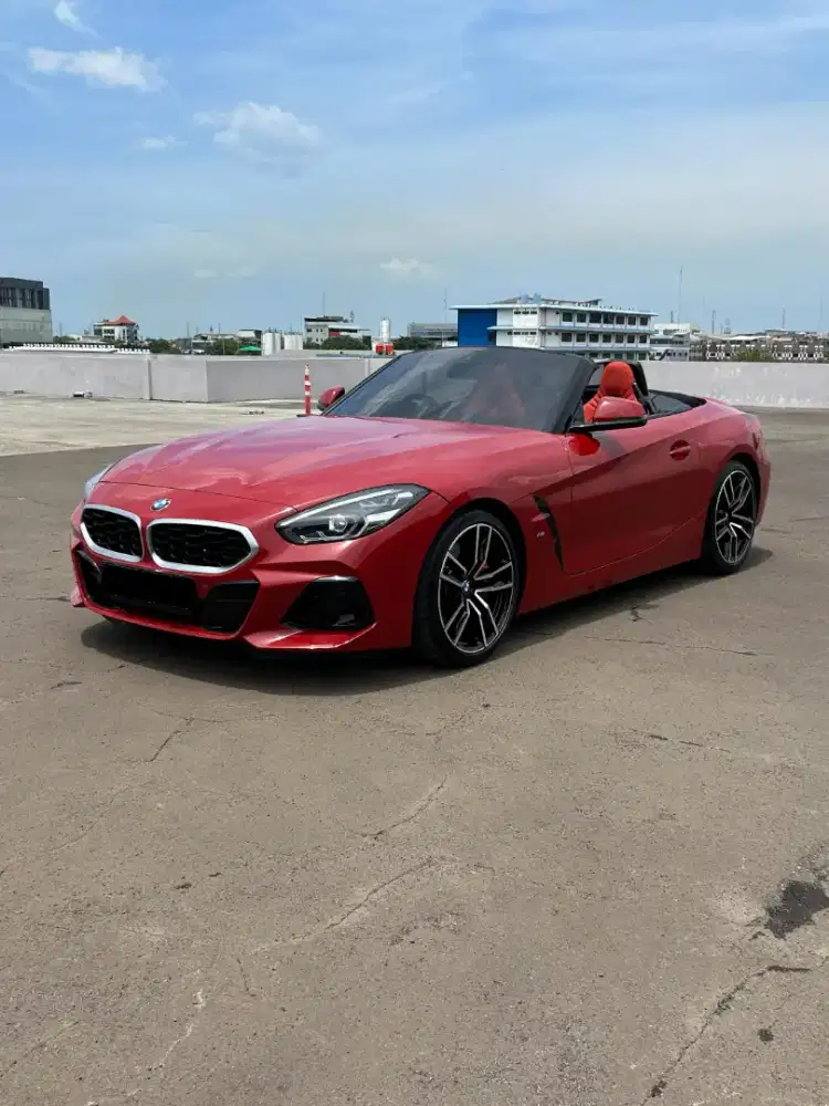 BMW Z4 2024 Msport / sDrive30i / Full Spec / Red Interior