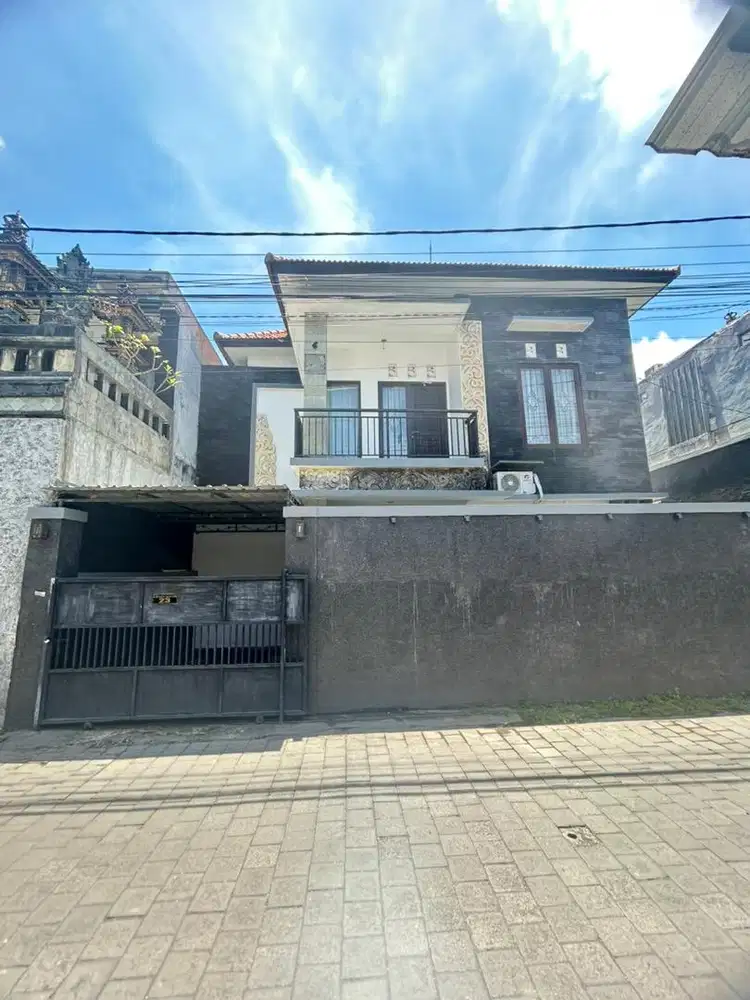 Dikontrakkan Rumah Lantai 2