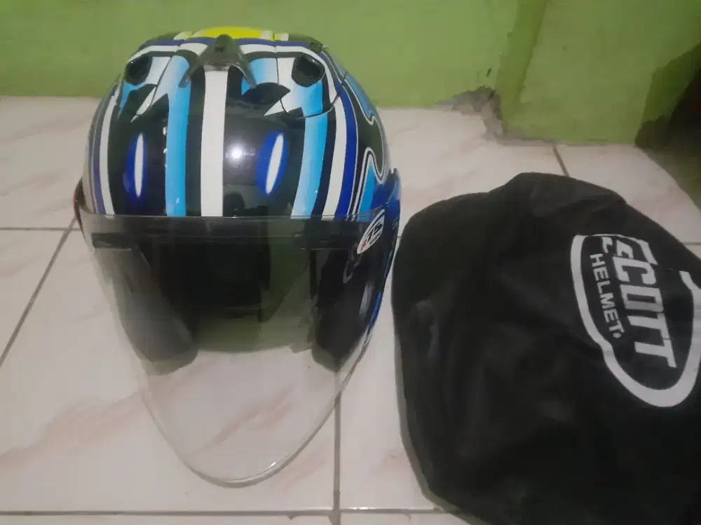 Di Jual Helm Merk Scott atau Arai KW