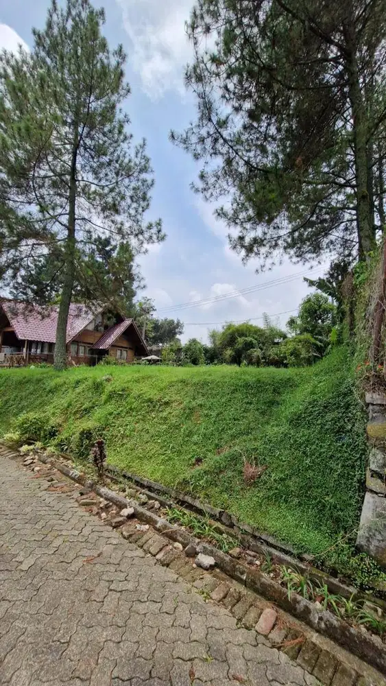 Jual rugi tanah SHM villa lotus sebelah kolam club house