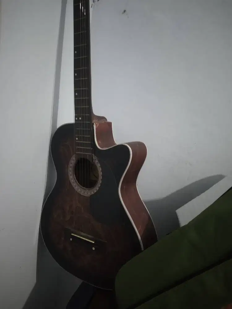 Gitar ShenZen diJual