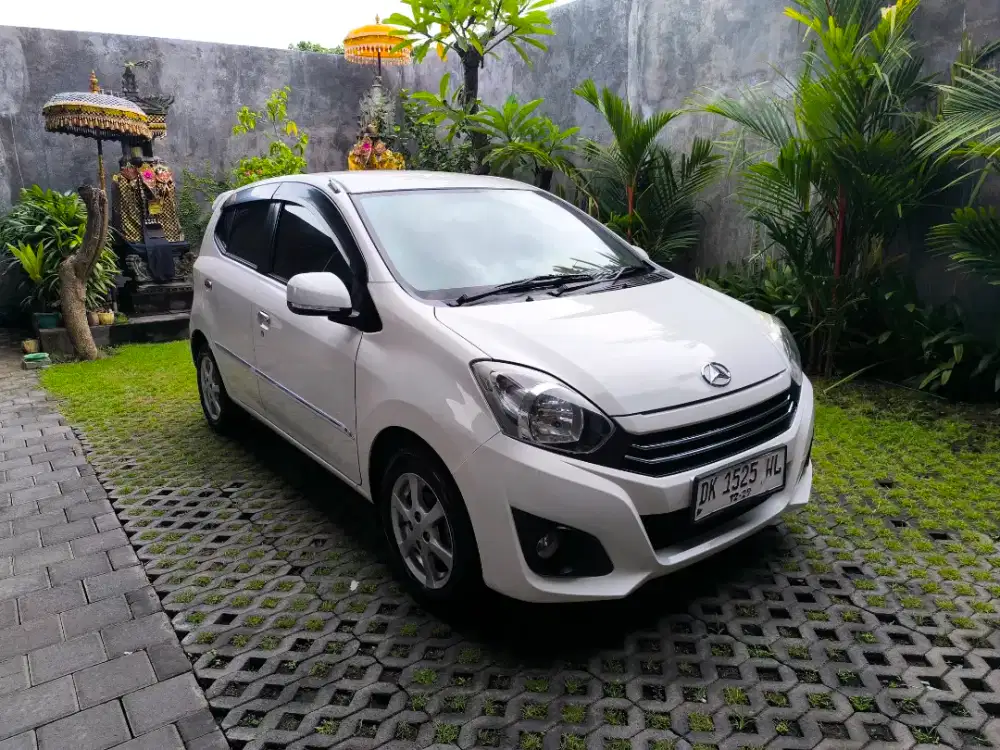 Ayla X AT 2019 Putih