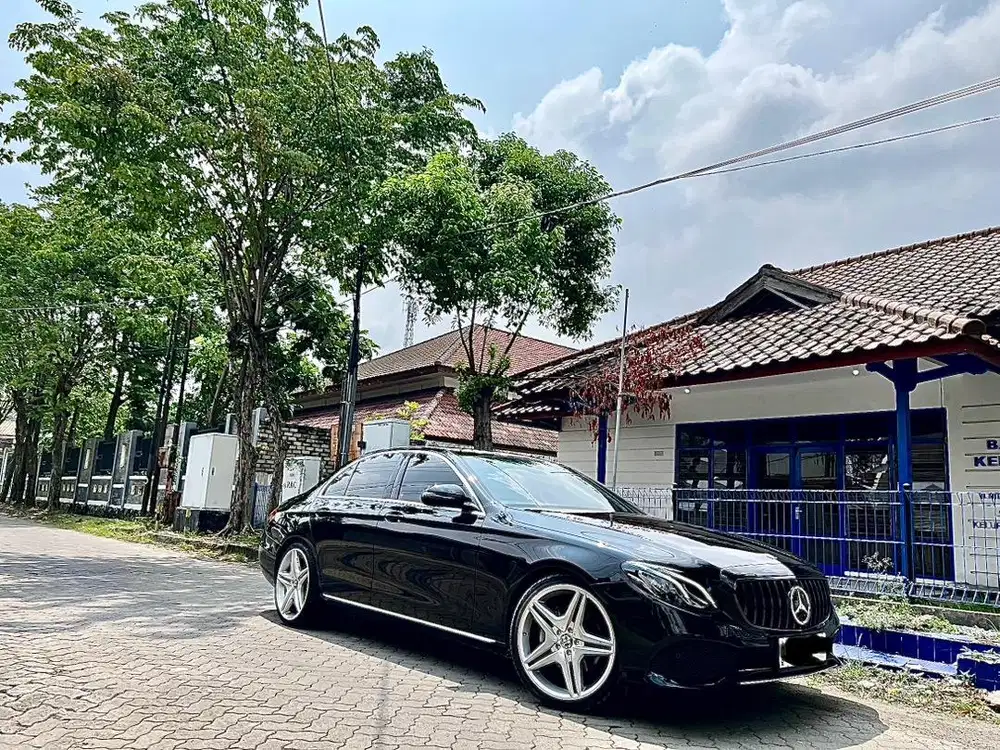 Mercedes e250 odo 20rb simpanan