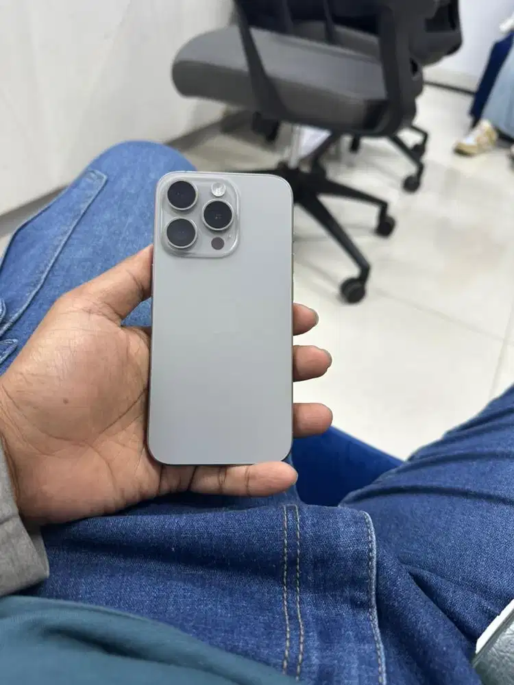 Iphone 15 Pro 128 beacukai termurah