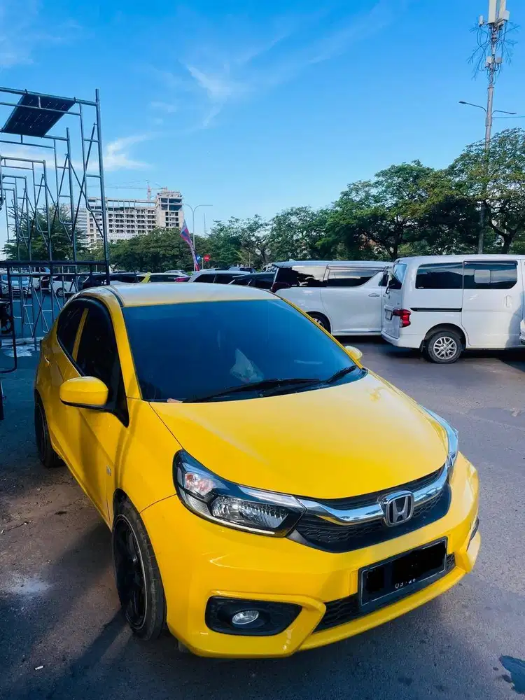 Jual Honda Brio Satya 1.2E CVT