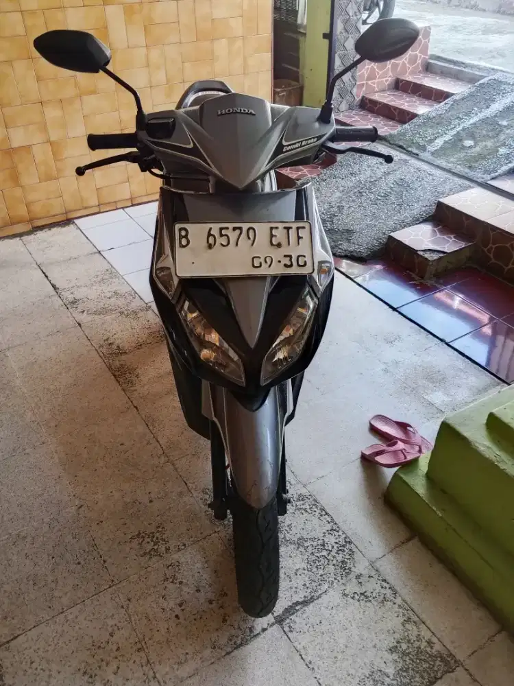 Di Jual Honda Vario CBS Tahun 2010