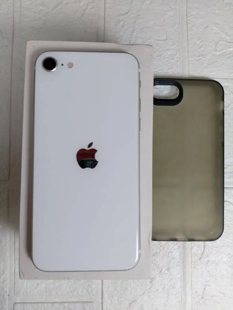 iPhone SE 2020 128GB Wifi Only Mulus No Minus Siap Pakai