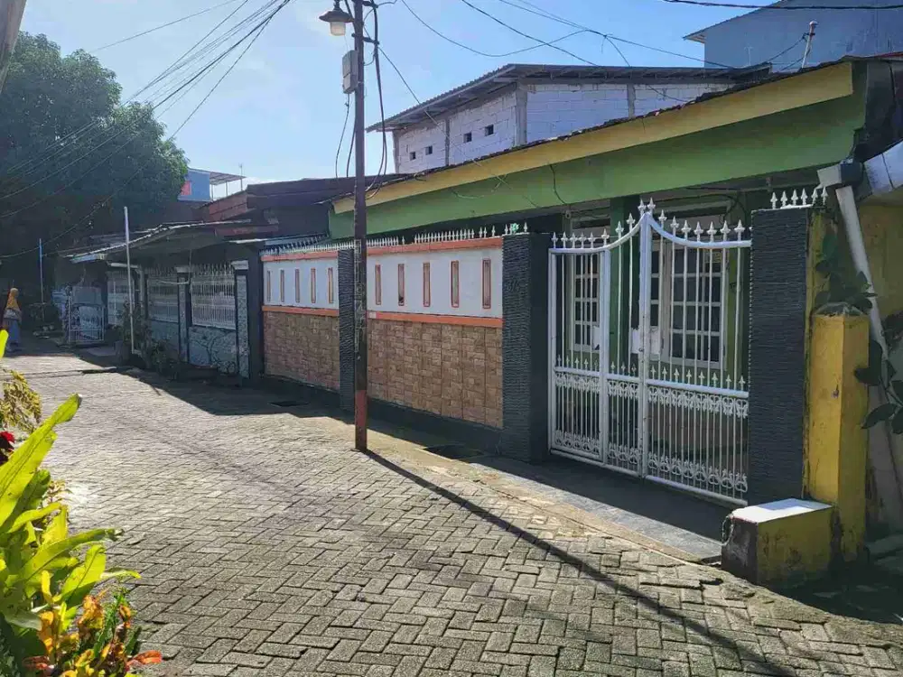 RUMAH MALENGKERI COCOK UNTUK KOS